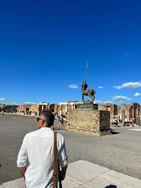 Pompeii and Vesuvius Cellars: Tour with Pick-Up in Positano - Key points to know before booking