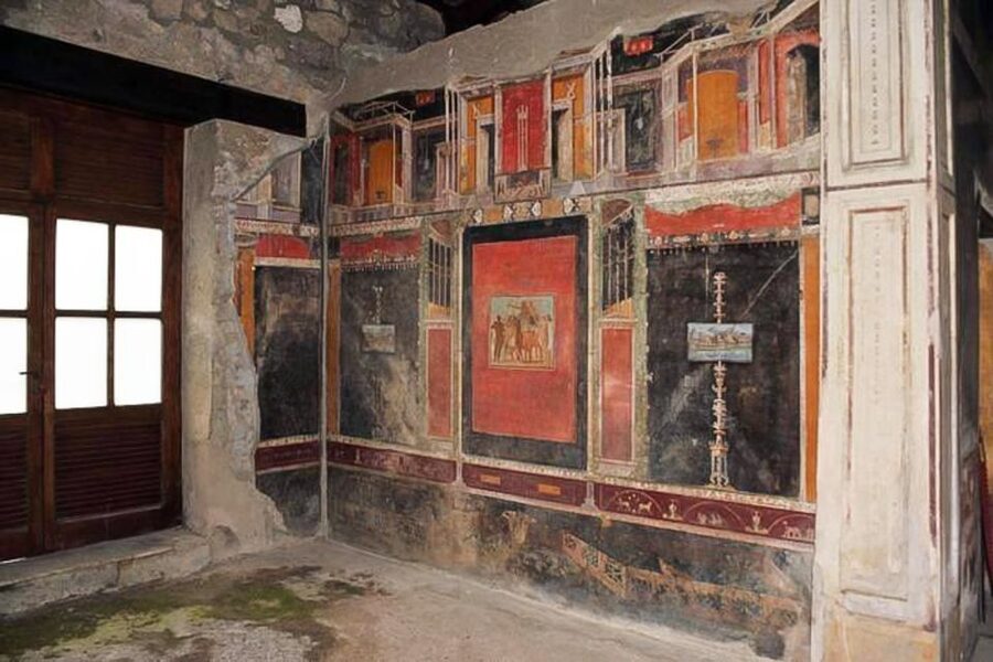 Pompeii and Vesuvius Full-Day Tour from Amalfi Coast - Walking up Mount Vesuvius