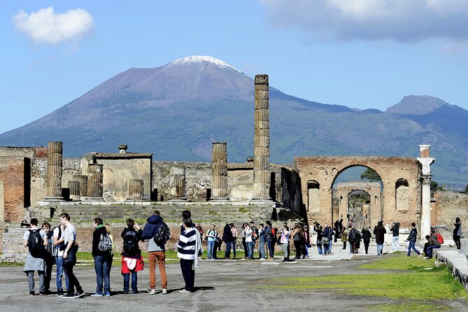 Pompeii and Vesuvius Small Group Tour From Naples with Pizza - Pizza at Ristorante Kona