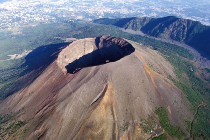 Pompeii and Vesuvius - VIP Tour/Small Group with Lunch - Is $228.05 a fair price?