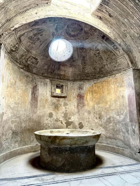 Pompeii: Archeological Tour & Wine Tasting at Mt. Vesuvius - The short ride to Casa Setaro Winery