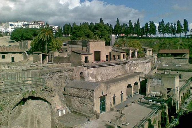 Pompeii, Herculaneum and Vesuvius Private Guided Tour - Herculaneum offers a more concentrated visit