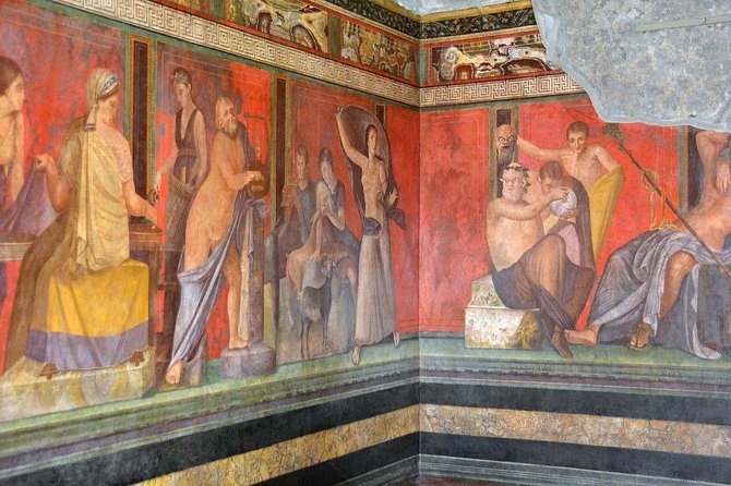 Pompeii Herculaneum and Vesuvius small group tour - Why this Naples day trip works