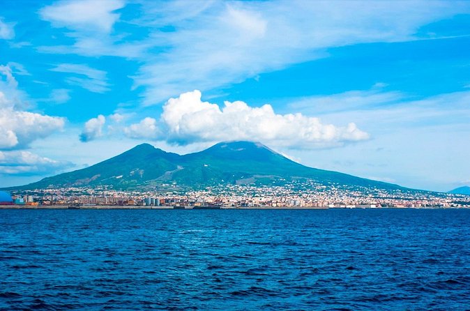 Pompeii Herculaneum and Vesuvius small group tour - The guides can shape the day
