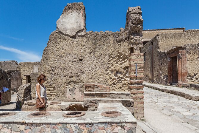 Pompeii, Herculaneum & Mt Vesuvius Private Tour from Naples - Lunch between the ruins and the volcano