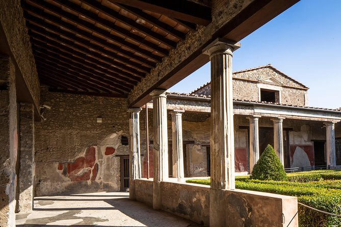 Pompeii & Mt.Vesuvius Day Tour from Naples with Pizza Lunch - Why this Pompeii and Vesuvius pairing works