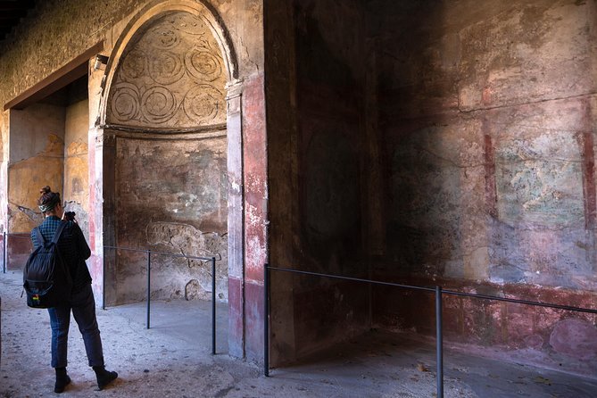 Pompeii & Mt.Vesuvius Day Tour from Naples with Pizza Lunch - Timing, group size, and the return to Naples