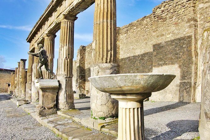 Pompeii to Vesuvius Tour with Skip-the-Line Tickets to Ruins & Volcanic Crater - Starting from Naples at 8:00 a.m.