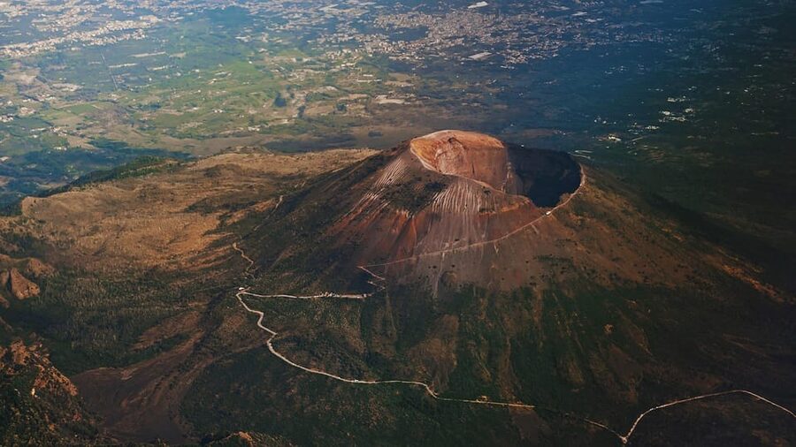 Pompeii & Vesuvius - Why combine Pompeii with Mount Vesuvius?