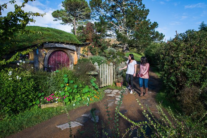 Private 2 Day Tour: Hobbiton, Waitomo, Rotorua Geothermal & Hamilton Gardens - Is $2,047.89 per person good value?