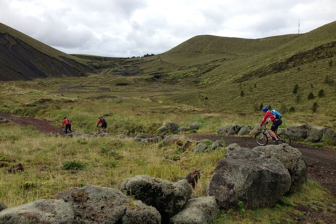 Private E-Bike Tour on Sete Cidades Volcano's Rim with Lake View - Pickup from Ponta Delgada and the start point