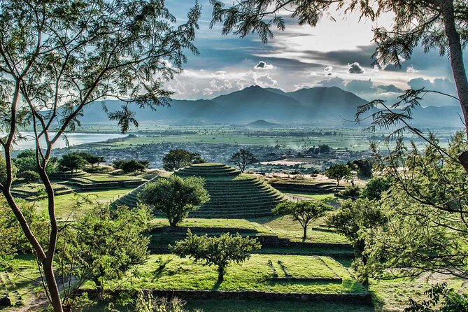 PRIVATE Fire TOUR: Pyramids, Volcanoes, Agaves & Tequila - Why this private Jalisco day works
