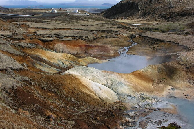 Private Helicopter Tour in Hengill Geothermal Area with Landing - Seeing Hengill from above