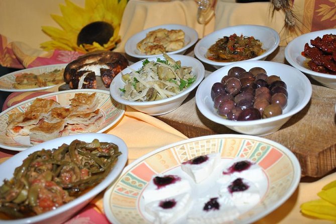 Private Horseback Riding Tour on Etna Area + Traditional Lunch - The Sicilian meal after the ride