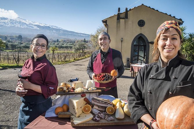 Private Horseback Riding Tour on Etna Area + Traditional Lunch - One hour on horseback around Etna