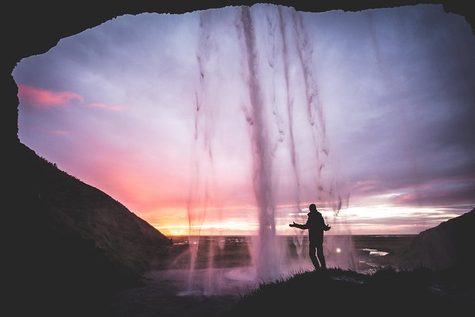 Private South Coast Fire and Ice: Glacier viewpoint & Lava Show - Seljalandsfoss finishes with a memorable splash