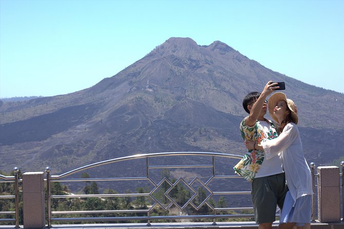 Private Tour: Bali Volcano with Jungle Swing Experience - Gunung Kawi Sebatu Temple after the photo stops