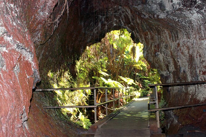 Private Tour: Experience Active Kilauea Volcano & Hilo Rainbow Falls - Kilauea caldera and the changing face of the volcano