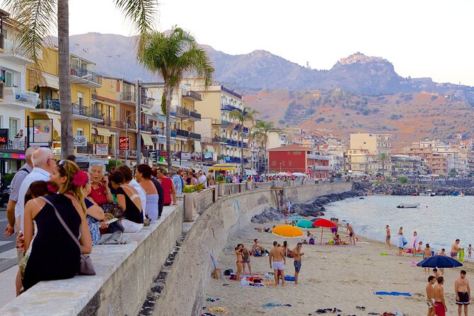 Private Tour from Catania to Etna Naxos and Taormina - How the private vehicle changes the day
