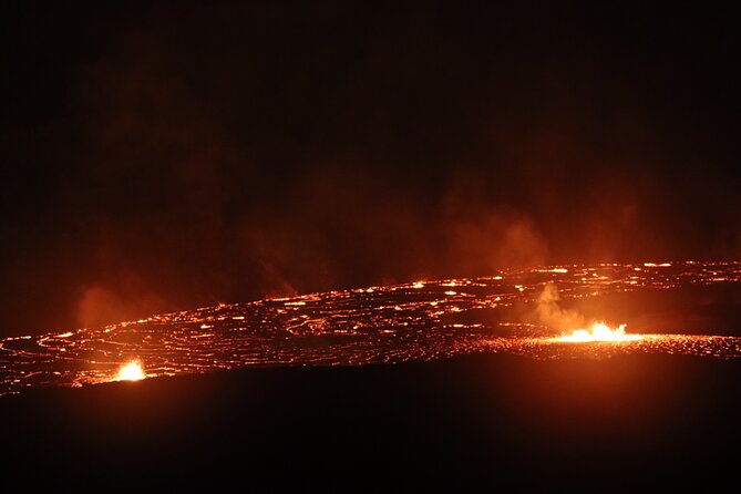 Private Tour from Hilo to Hawaii Volcanoes Natl Park Mercedes Van - Halemaumau Crater and the active caldera