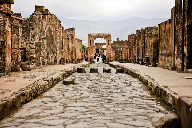 Private tour to Pompeii Herculaneum and Vesuvius - Why this private Naples day trip makes sense