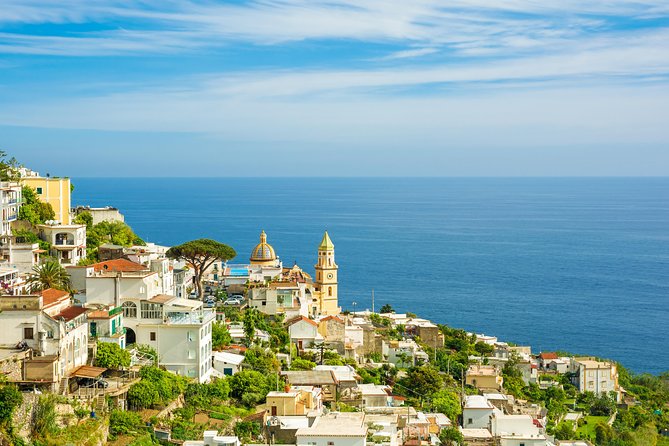 Private transfer: Naples to Positano, 2h in Vesuvius or Pompeii - Lunch, wine, and small personal touches
