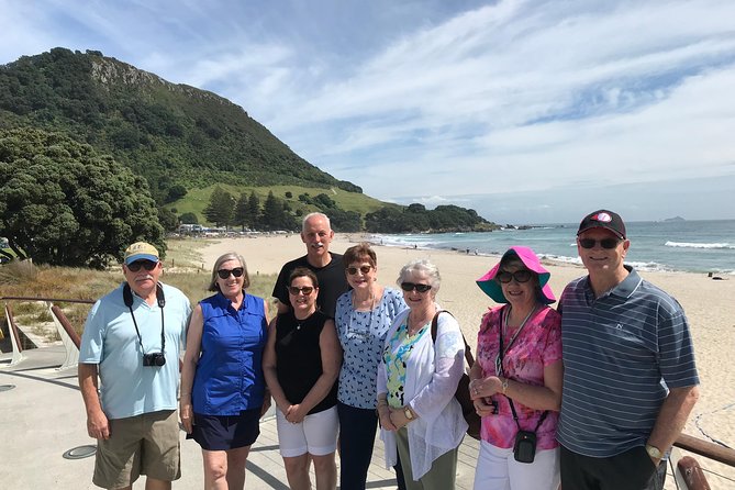Private, via beaches, Kiwi farm to Rotorua 8 lakes & Geothermal - Redwoods and Okere Falls