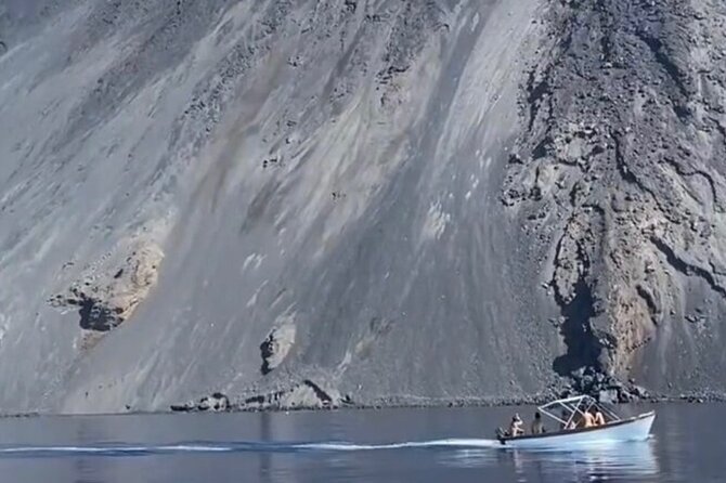 Rent our boat Principessa in Stromboli - Why seeing Stromboli from the sea changes the day