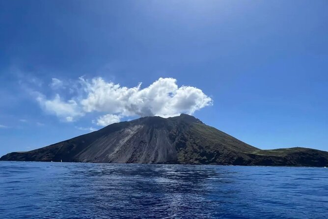 Rent our boat Principessa in Stromboli - Is this Stromboli boat rental worth booking?