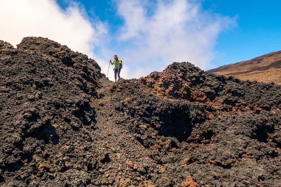 Réunion: Piton de la Fournaise Volcano off trail Hike - Reaching the Bory and Dolomieu craters