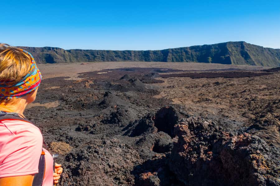 Réunion: Piton de la Fournaise Volcano off trail Hike - Who gets the best value from this experience