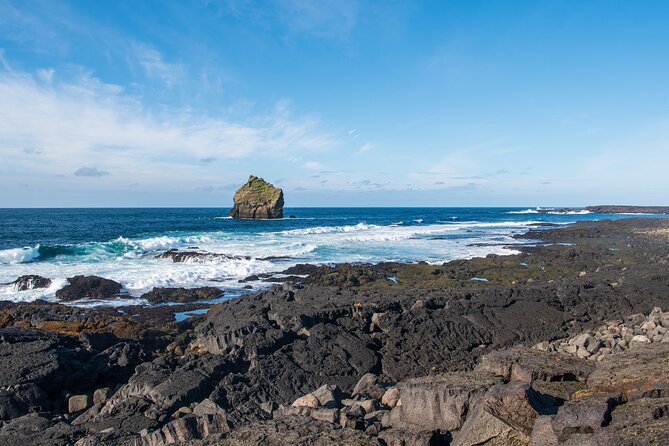 Reykjanes Peninsula: Volcanos & Blue Lagoon Self-Guided Tour - Gunnuhver, where the ground feels active