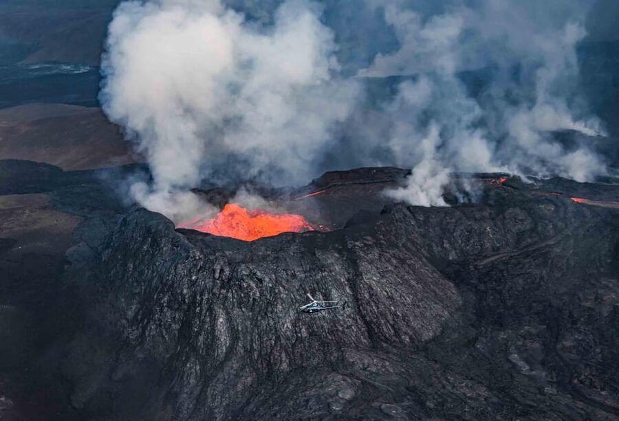 Reykjavik: 45-Minute Volcano Sightseeing Helicopter Tour - Key things to know before booking