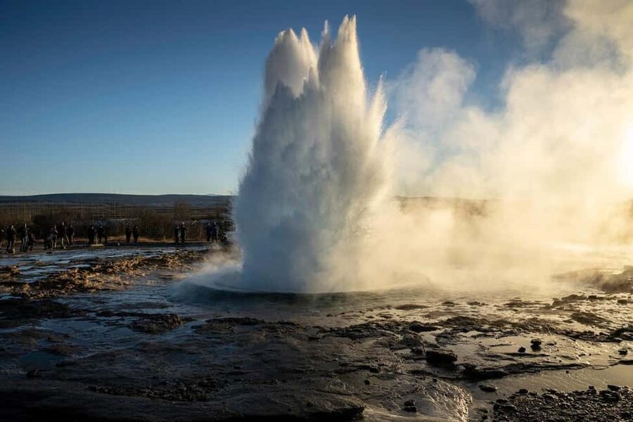 Reykjavík: Best of Golden Circle, Hidden Gems & Lava Tunnel - Þingvellir: where Iceland’s parliament and plates meet