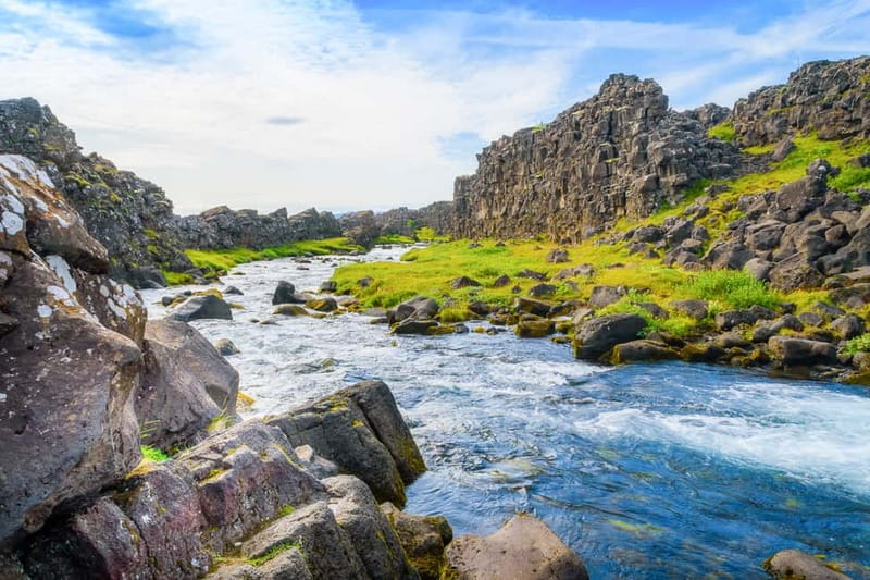 Reykjavik: Full-Day Golden Circle & Geothermal Greenhouse - Gullfoss, the Golden Falls