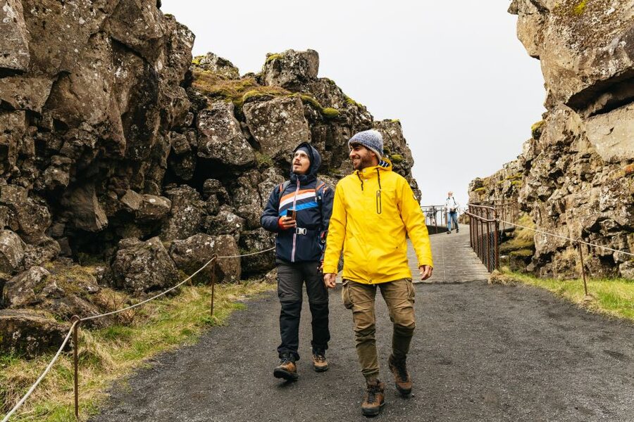 Reykjavik: Golden Circle, Crater & Blue Lagoon Minibus Tour - Þingvellir: Iceland’s historic rift valley