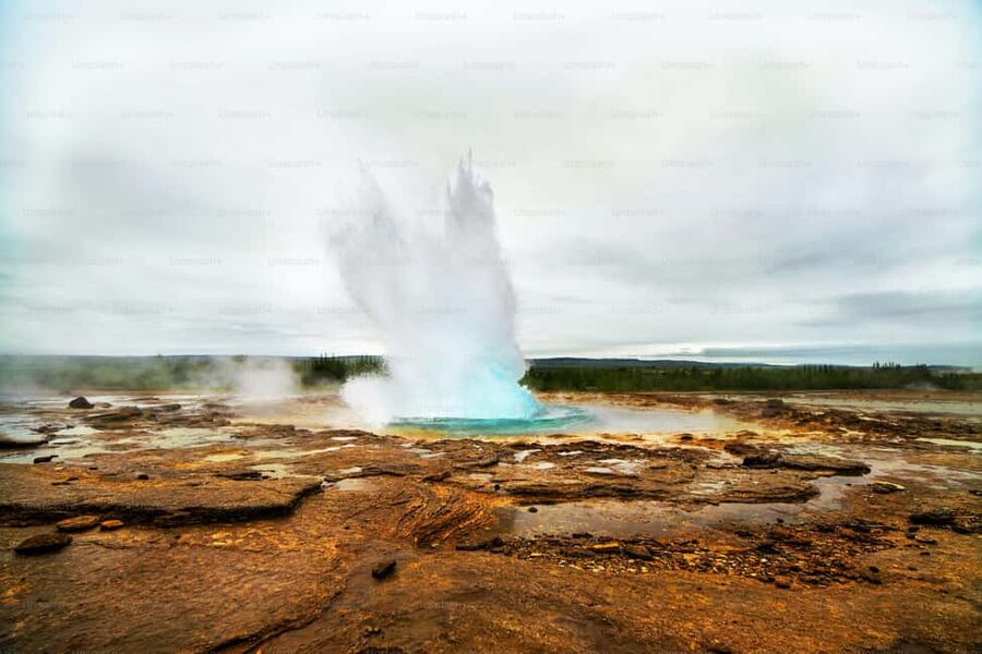Reykjavik: Golden Circle tour, Crater & Icelandic Horses - Key points to know before booking