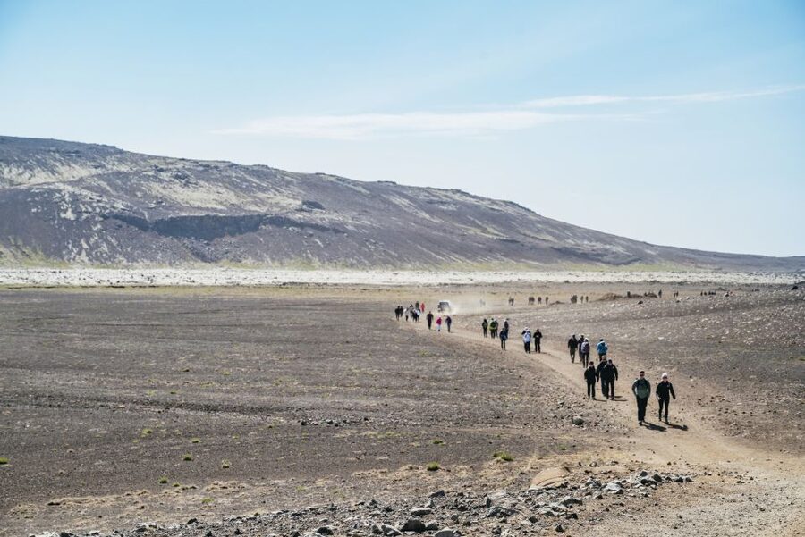 Reykjavik: Guided Tour to Volcano and Reykjanes Geopark - Who should book this volcano tour?