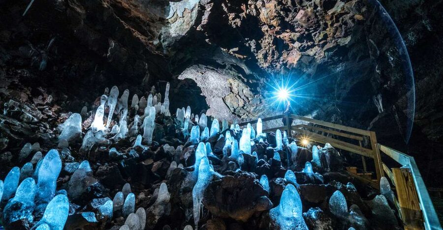 Reykjavik: Lava Cave, Hot Springs, Horses & Waterfalls Tour - Meeting the horses at Sturlureykir