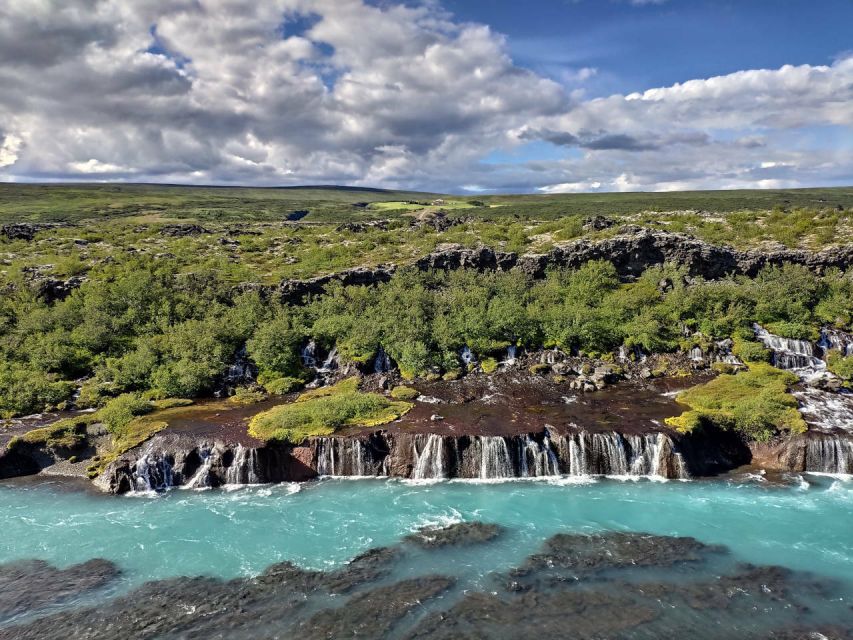 Reykjavik: Lava Cave, Hot Springs, Horses & Waterfalls Tour - Deildartunguhver shows Iceland’s heat