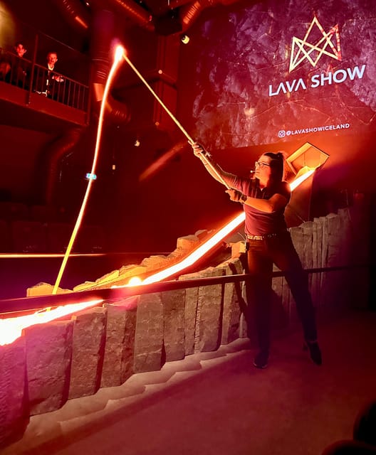 Reykjavik: LAVA SHOW - Immersive Experience Entry Ticket - The live lava demonstration