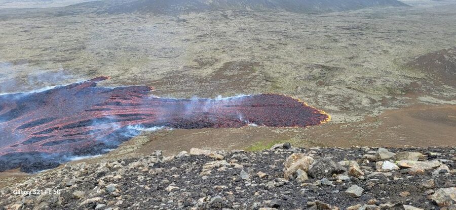 Reykjavík: Volcano Hike, Visit Grindavík and Blue Lagoon - Why this Reykjanes day makes sense