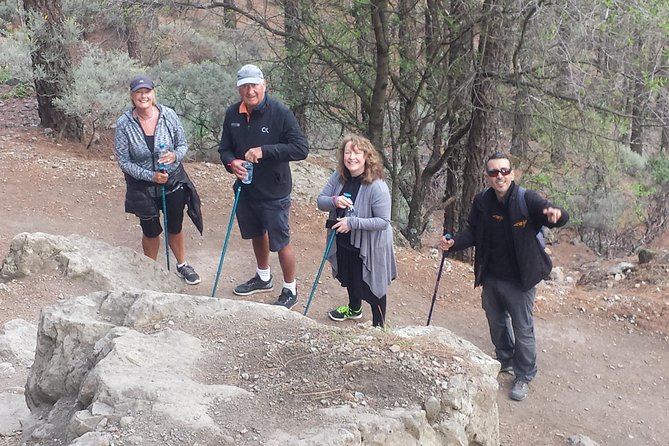 Roque Nublo: hiking on volcanoes with Sky Rebels - Mountain roads, careful driving, and motion sickness