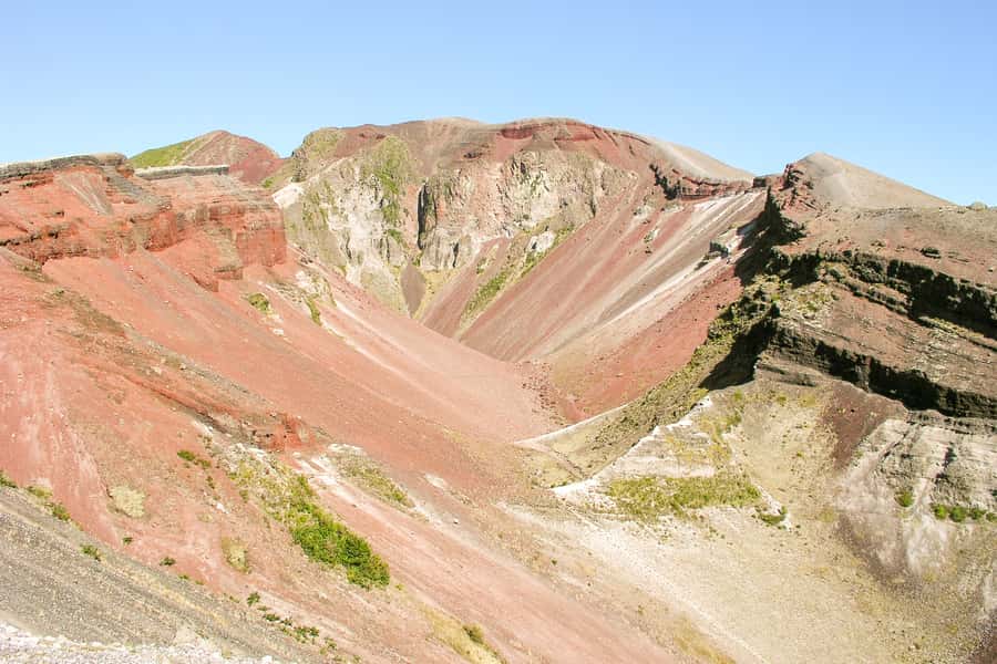 Rotorua: Mount Tarawera Volcanic Crater Half-Day Guided Walk - Hiking to the summit and crater rim