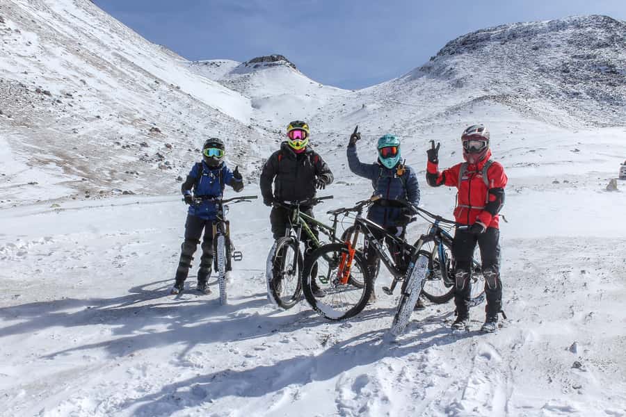 San Pedro de Atacama: Volcano Downhill Bike Tour - Fifteen miles of dirt, rock, and open views