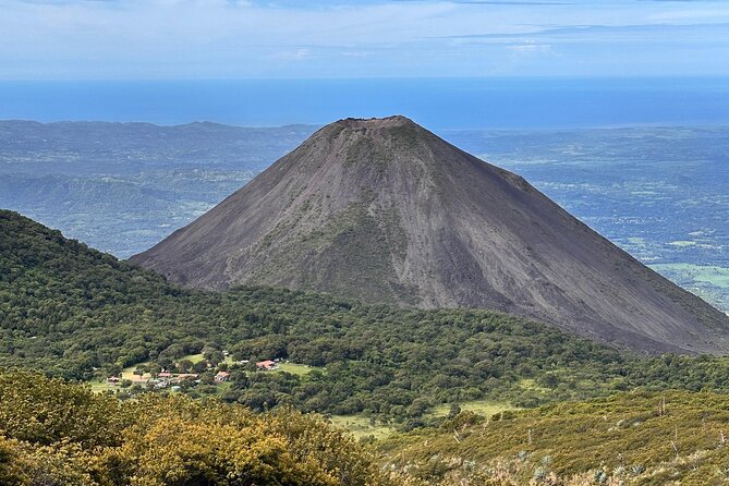 Santa Ana Volcano Tour: Beat the Crowds on an Early Morning Hike! - Key things to know before booking