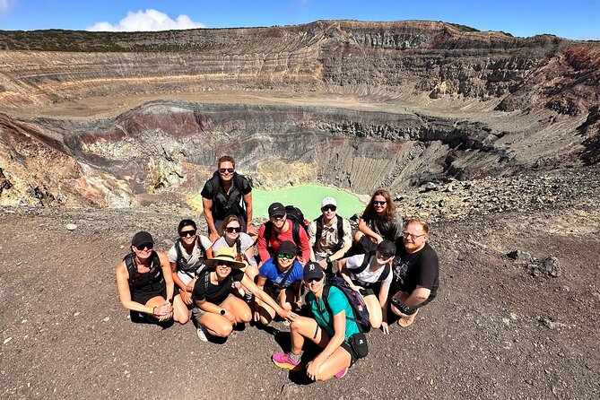 Santa Ana Volcano Tour: Beat the Crowds on an Early Morning Hike! - Reaching the emerald crater lake