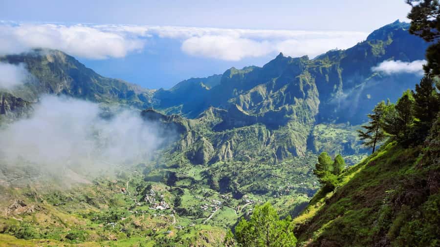 Santo Antão: Hiking Cova Volcano Crater to Ribeira Paúl - Key points at a glance