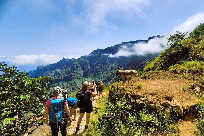 Santo Antão: Trekking Cova de Paúl Volcano Crater - Ribeira de Paúl - Three hours down the stone path