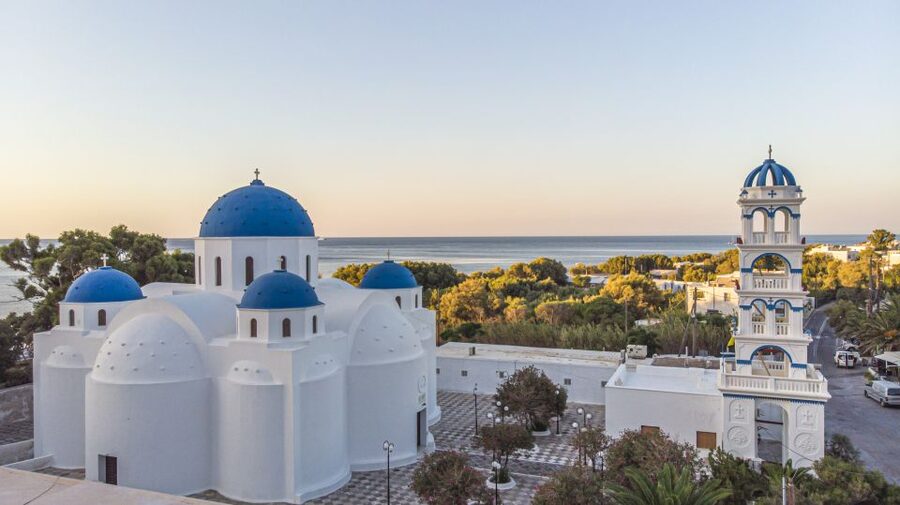 Santorini 2-Day Combo: Volcano Boat Cruise & Island Bus Tour - Akrotiri and Santorini’s older story